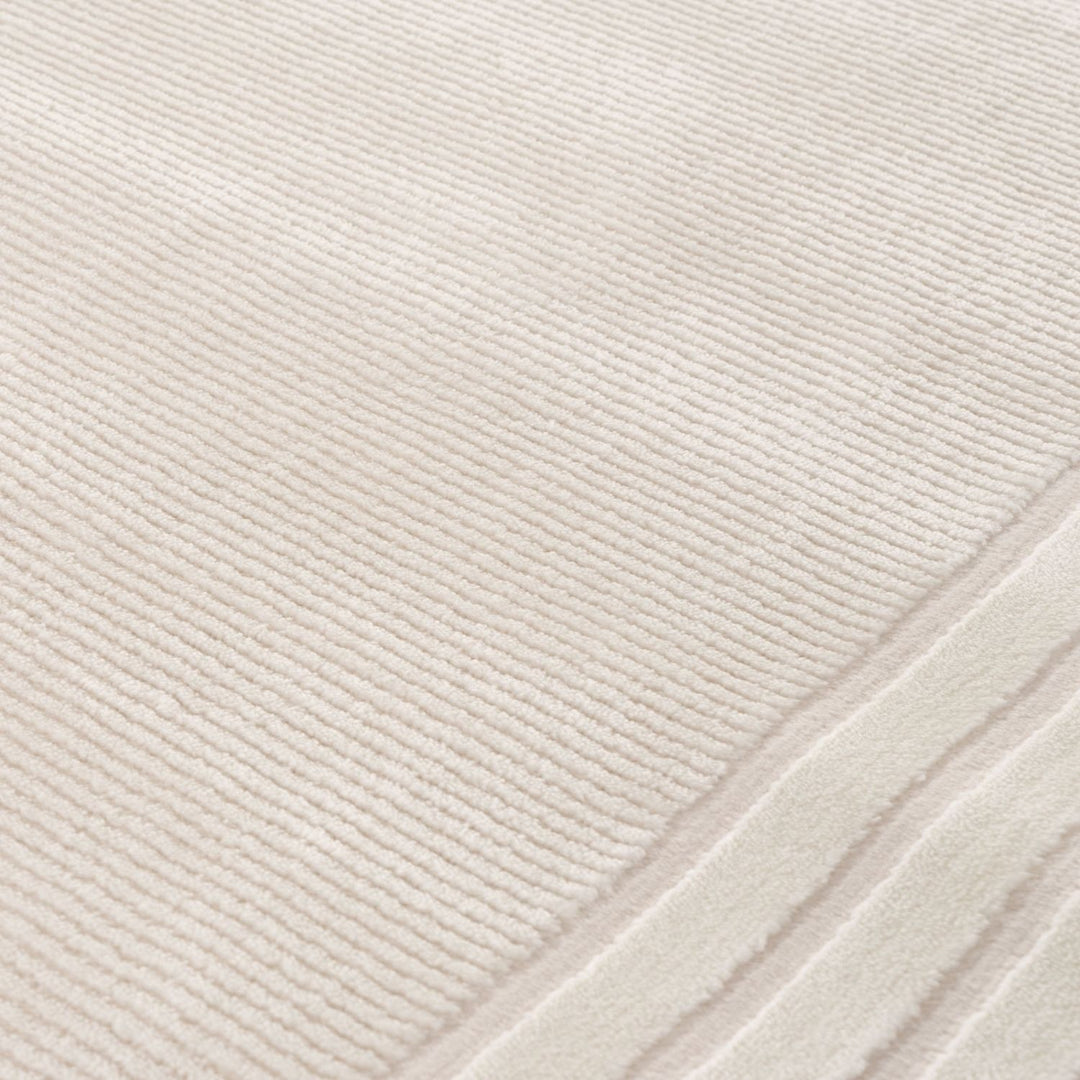 Bordered Living Room rug, cream colour, stain-resistant and non-shedding