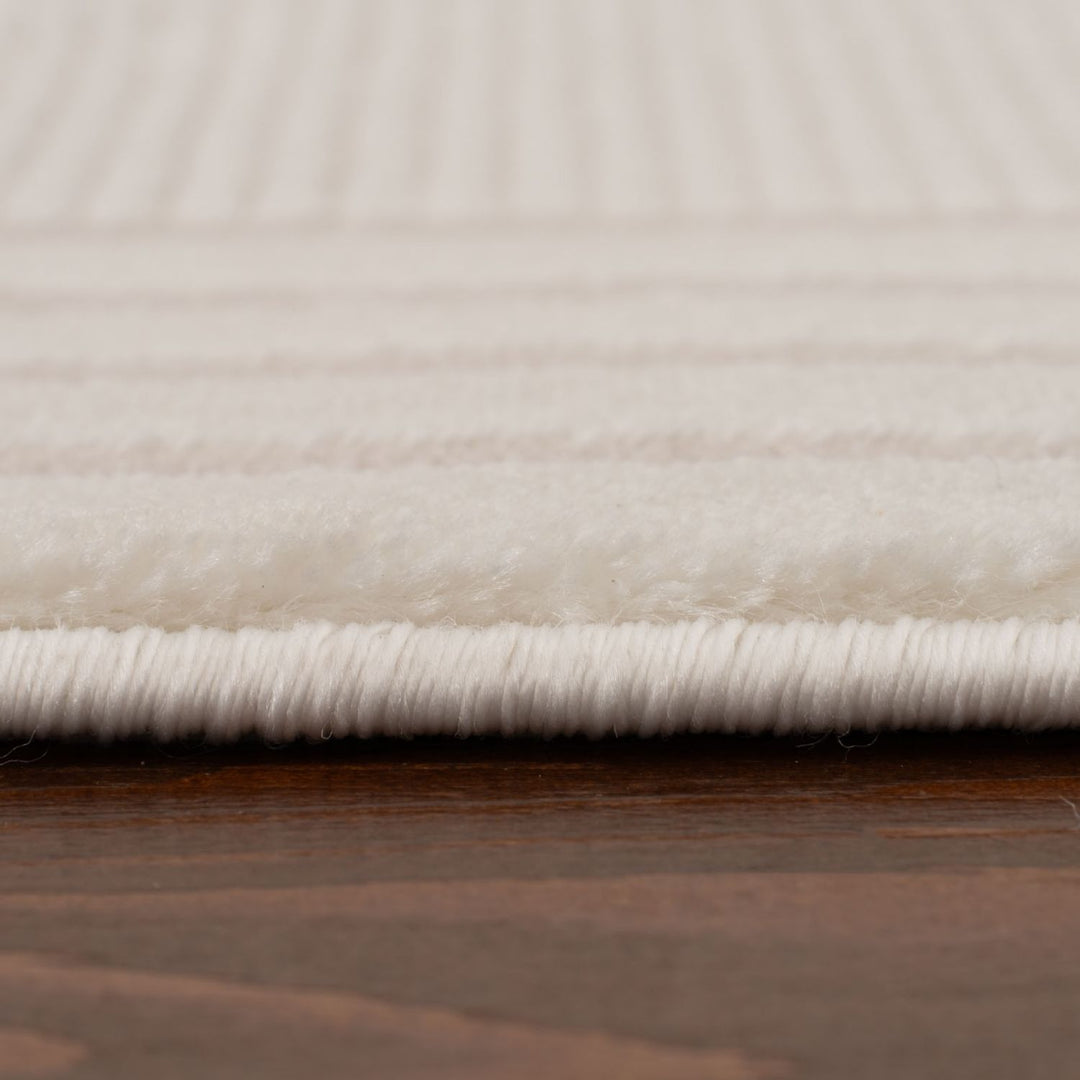 Bordered Living Room rug, cream colour, stain-resistant and non-shedding