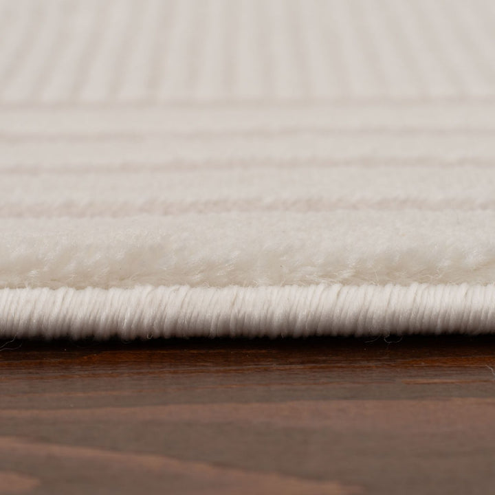 Bordered Living Room rug, cream colour, stain-resistant and non-shedding