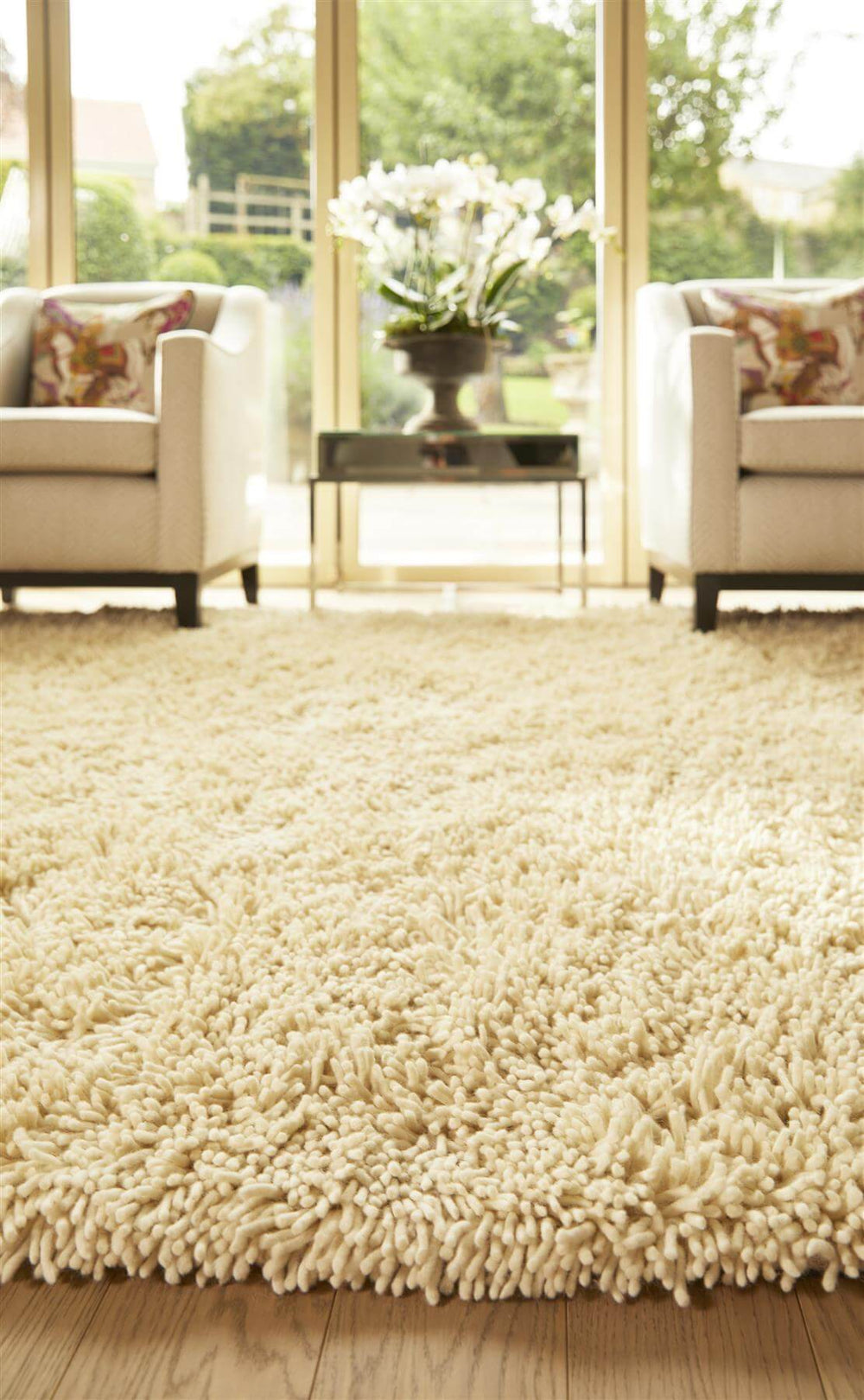 Imperial Ivory Shaggy Pile Wool Rug