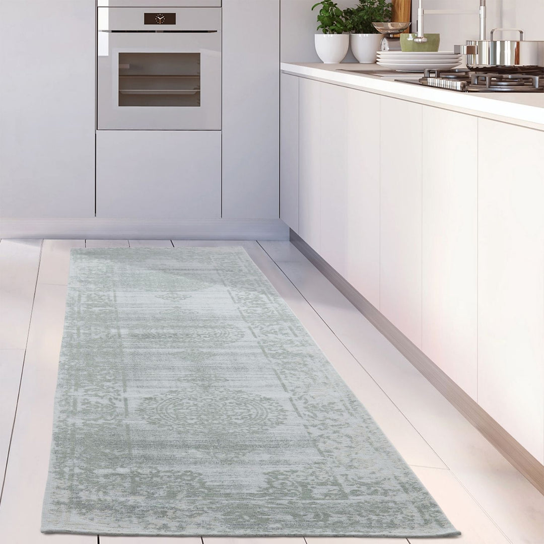 Machine Washable Flatweave Rug Medallion in Green 
