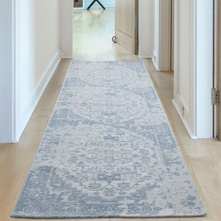 Machine Washable Flatweave Rug Oriental in Blue