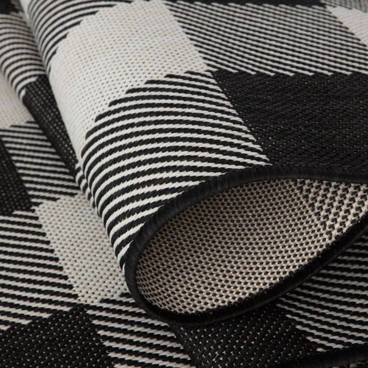 Black Checkered Outdoor Rug for Garden | The Rugs