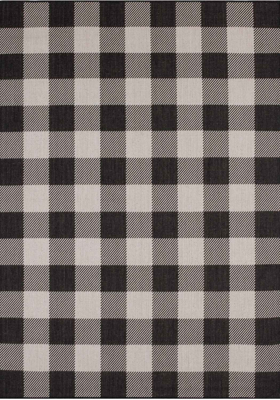 Black Checkered Outdoor Rug for Garden | The Rugs