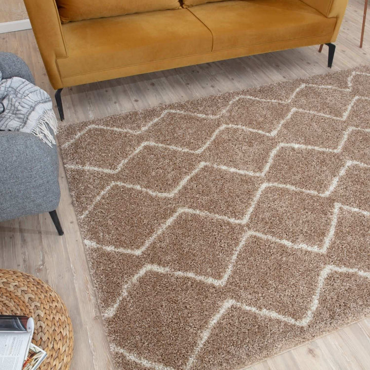 Shaggy rug Beige colour High Quality Elegant Moroccan Pattern