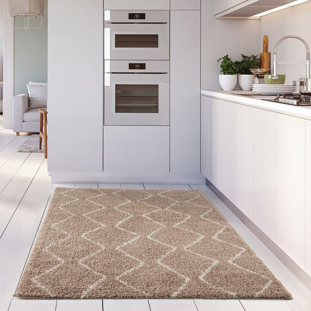 Shaggy rug Beige colour High Quality Elegant Moroccan Pattern