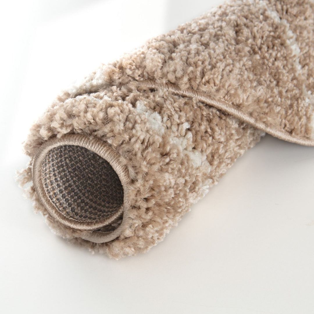 Shaggy rug Beige colour High Quality Elegant Moroccan Pattern