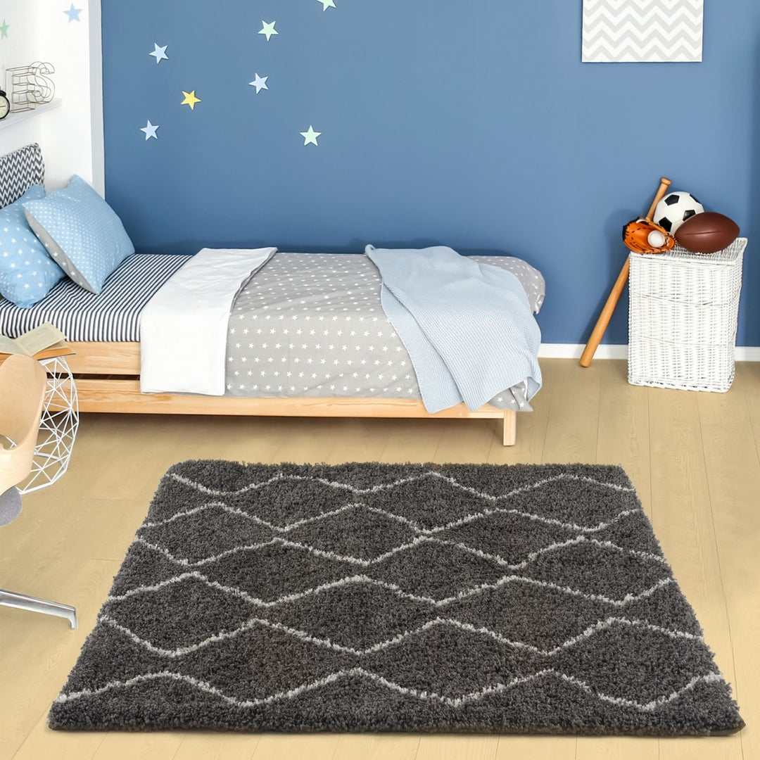 Shaggy Dark grey rug High Qualit Elegant Moroccan Pattern Suitable for Floor heating