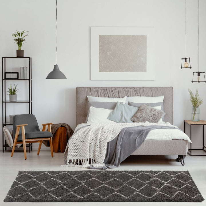 Shaggy Dark grey rug High Qualit Elegant Moroccan Pattern Suitable for Floor heating
