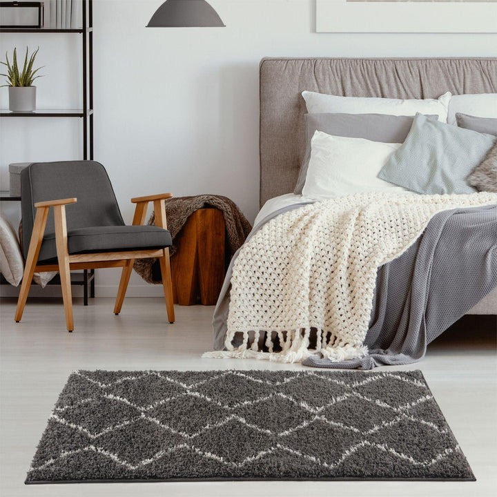 Shaggy Dark grey rug High Qualit Elegant Moroccan Pattern Suitable for Floor heating
