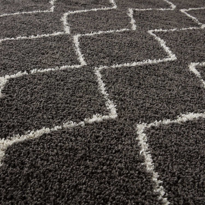Shaggy Dark grey rug High Qualit Elegant Moroccan Pattern Suitable for Floor heating
