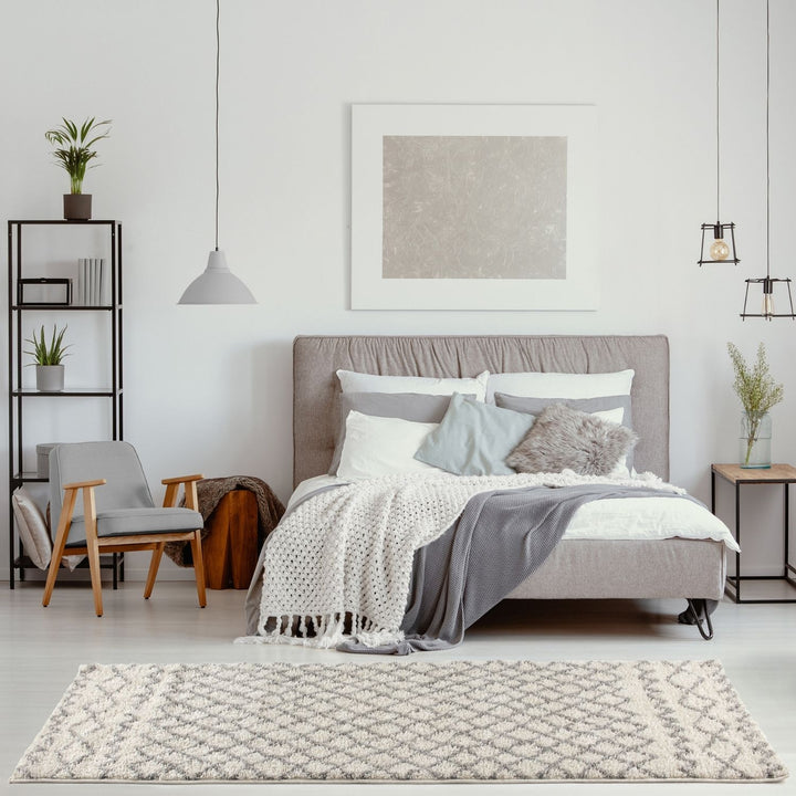 Moroccan Grey Ivory colours rug non-shedding, pet-friendly, and easy to clean