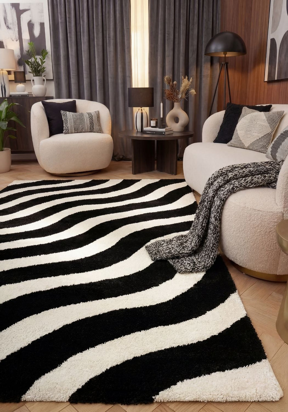 Striped design rug, black and white, anti-fade