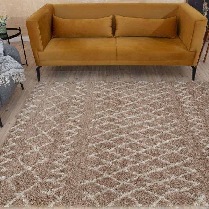 Beige Shaggy rug High Quality Elegant Moroccan Pattern