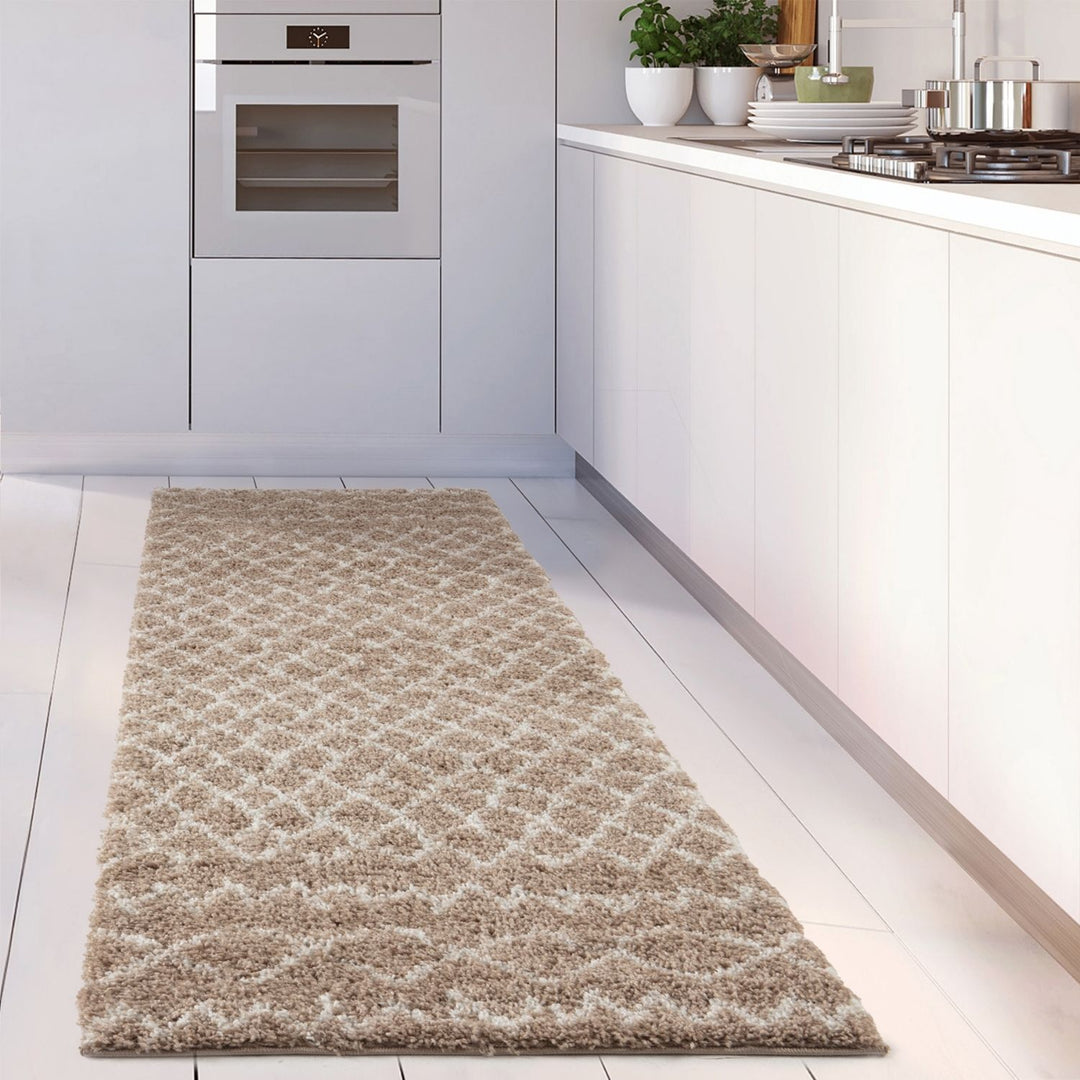 Beige Shaggy rug High Quality Elegant Moroccan Pattern