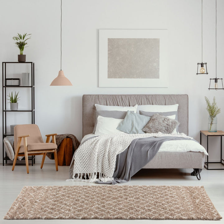 Beige Shaggy rug High Quality Elegant Moroccan Pattern