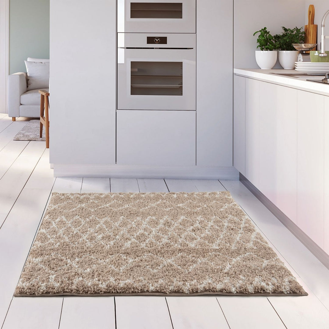Beige Shaggy rug High Quality Elegant Moroccan Pattern
