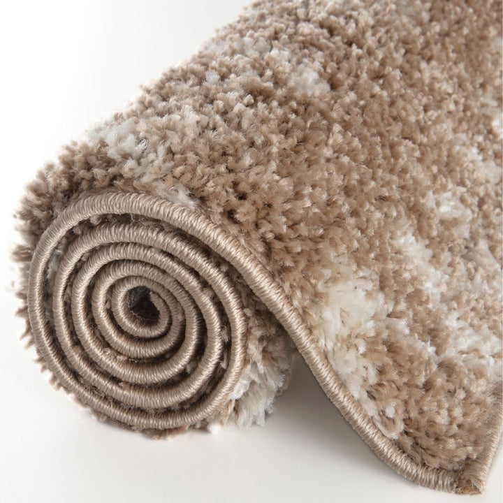Beige Shaggy rug High Quality Elegant Moroccan Pattern