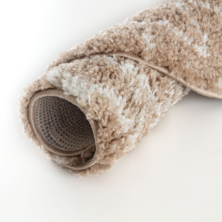 Beige Shaggy rug High Quality Elegant Moroccan Pattern