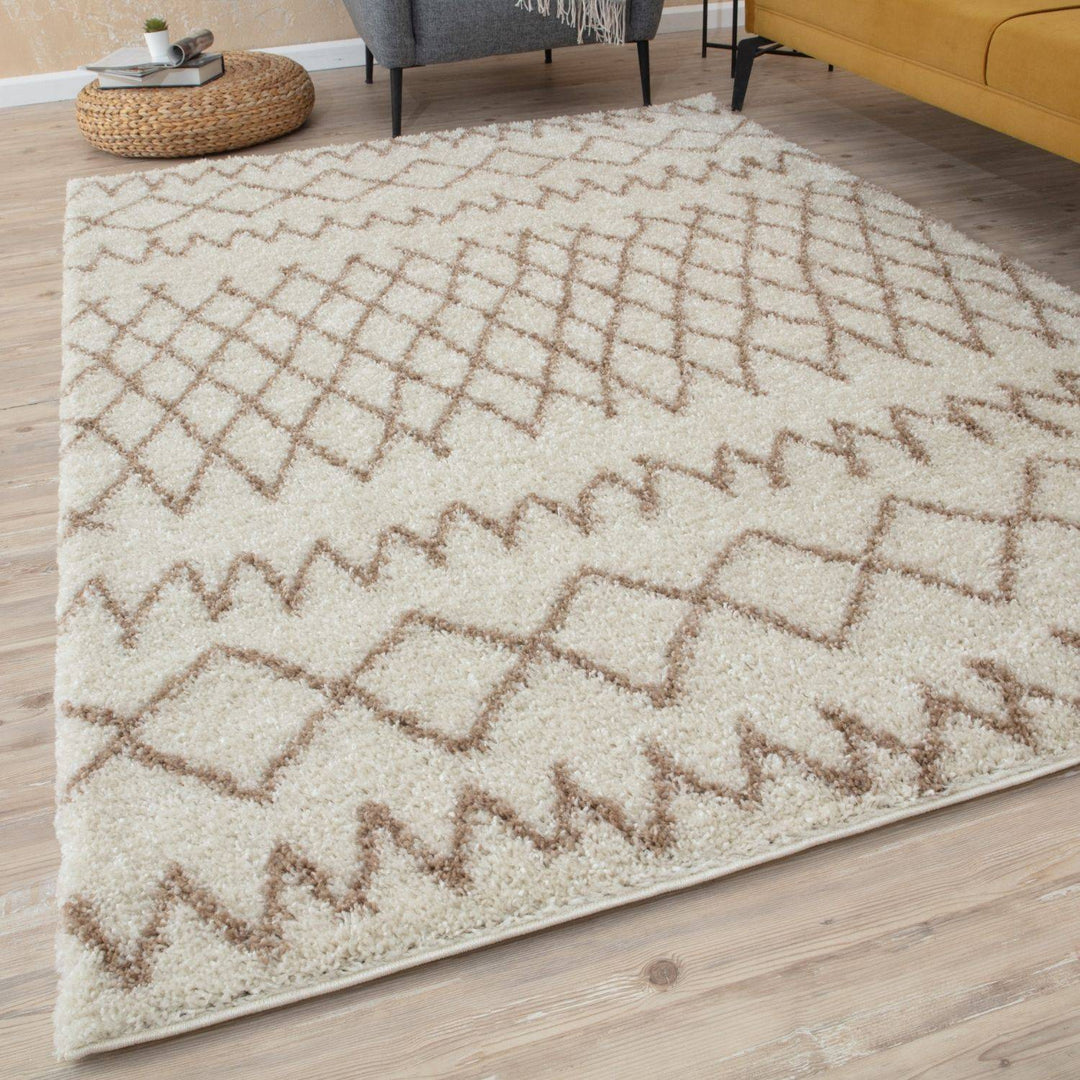 Moroccan Beige Ivory rug non-shedding, pet-friendly, and easy to clean