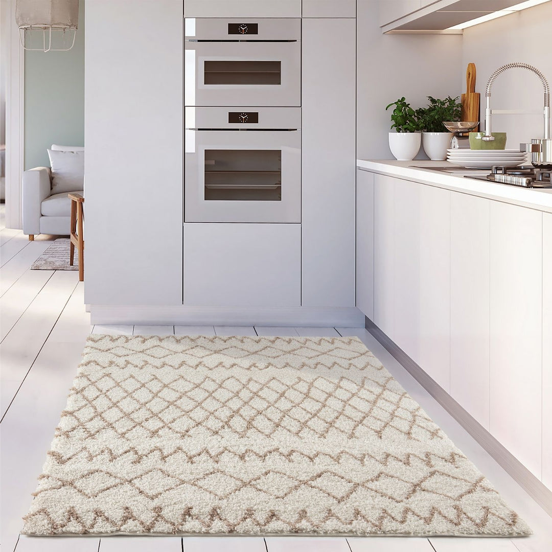 Moroccan Beige Ivory rug non-shedding, pet-friendly, and easy to clean
