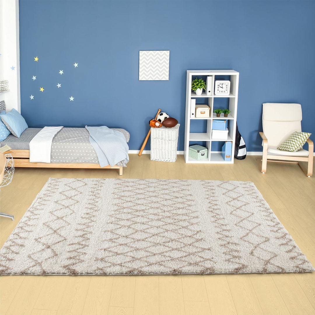 Moroccan Beige Ivory rug non-shedding, pet-friendly, and easy to clean