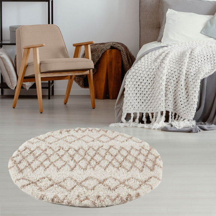 Moroccan Beige Ivory rug non-shedding, pet-friendly, and easy to clean