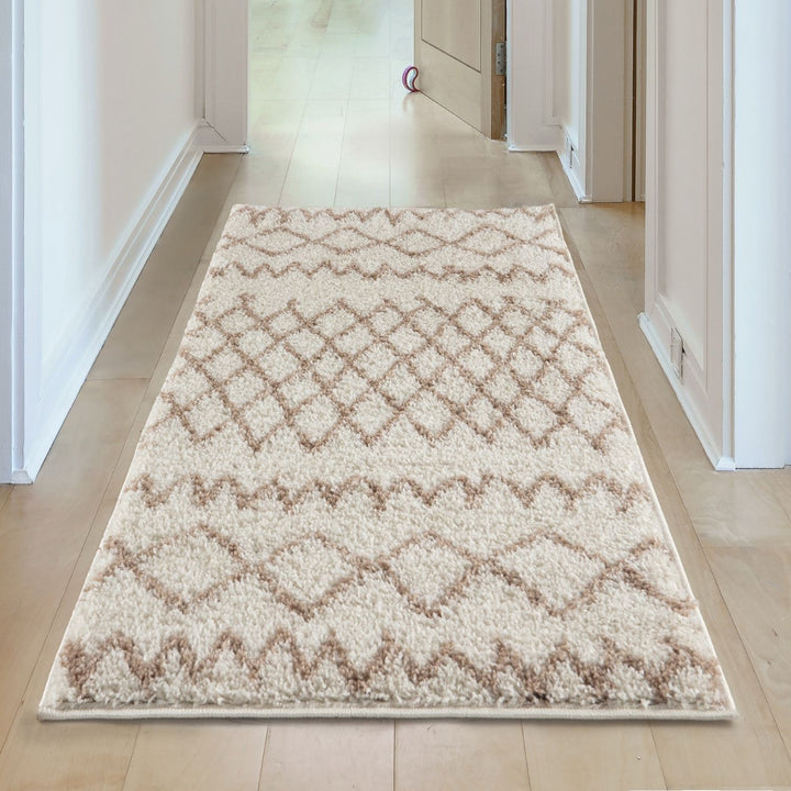 Moroccan Beige Ivory rug non-shedding, pet-friendly, and easy to clean