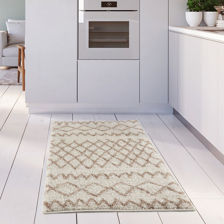 Moroccan Beige Ivory rug non-shedding, pet-friendly, and easy to clean