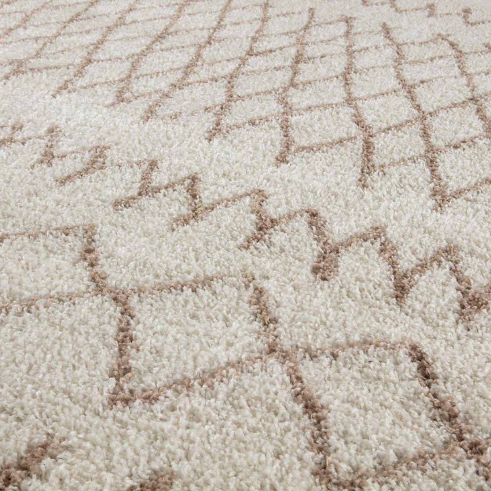 Moroccan Beige Ivory rug non-shedding, pet-friendly, and easy to clean