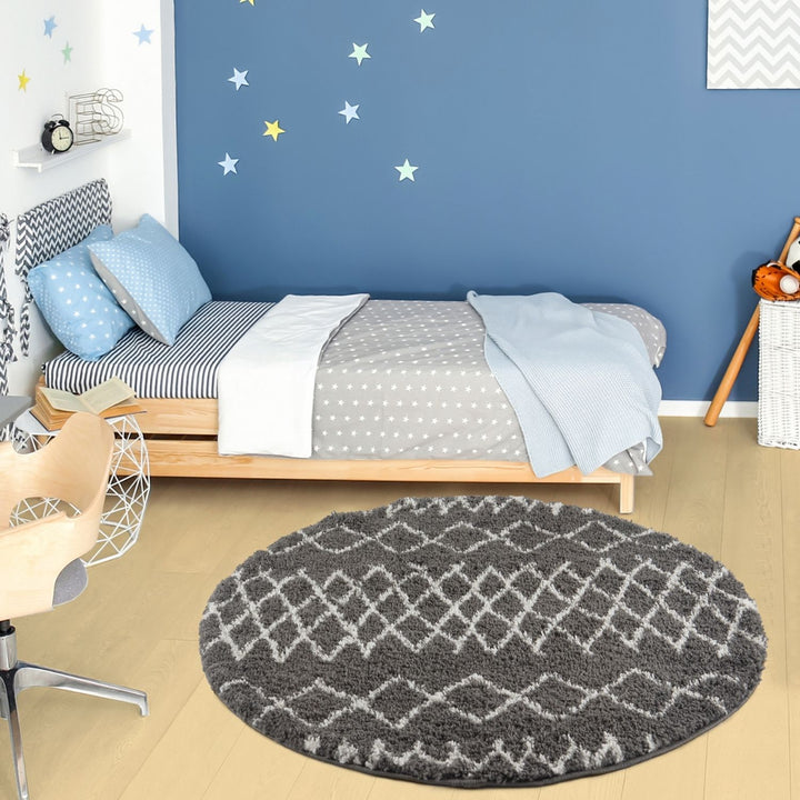 Moroccan dark grey shaggy rug non-shedding, pet-friendly, and easy to clean