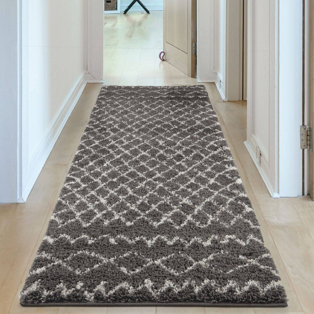 Moroccan dark grey shaggy rug non-shedding, pet-friendly, and easy to clean