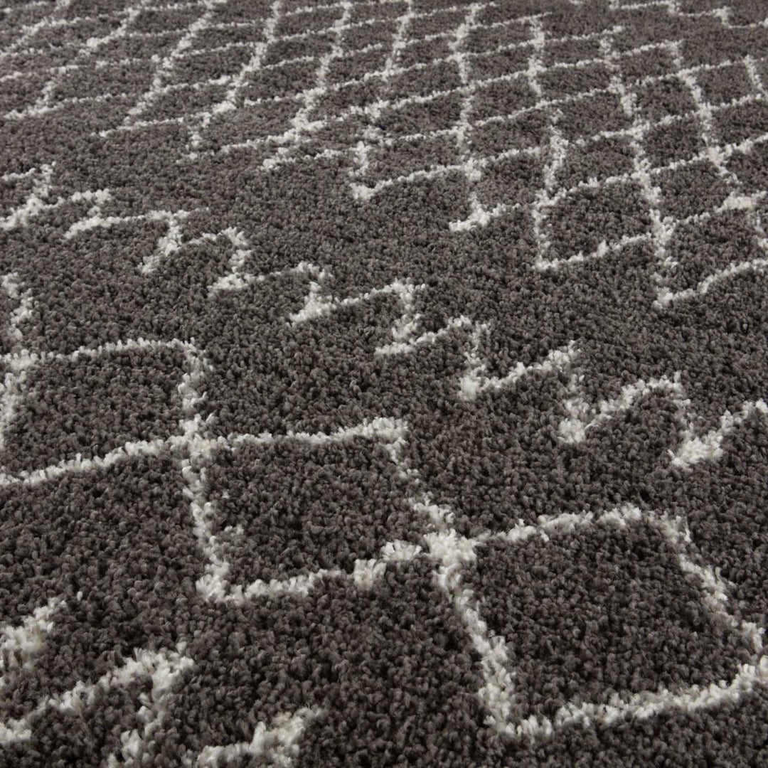 Moroccan dark grey shaggy rug non-shedding, pet-friendly, and easy to clean