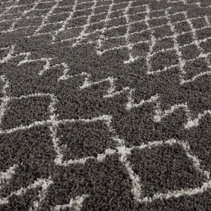 Moroccan dark grey shaggy rug non-shedding, pet-friendly, and easy to clean