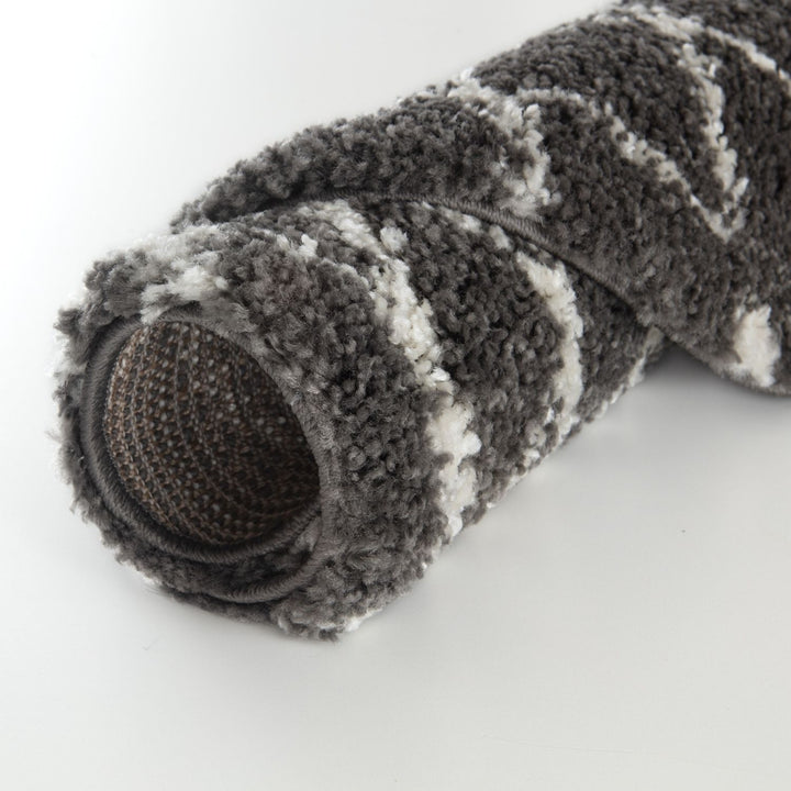 Moroccan dark grey shaggy rug non-shedding, pet-friendly, and easy to clean