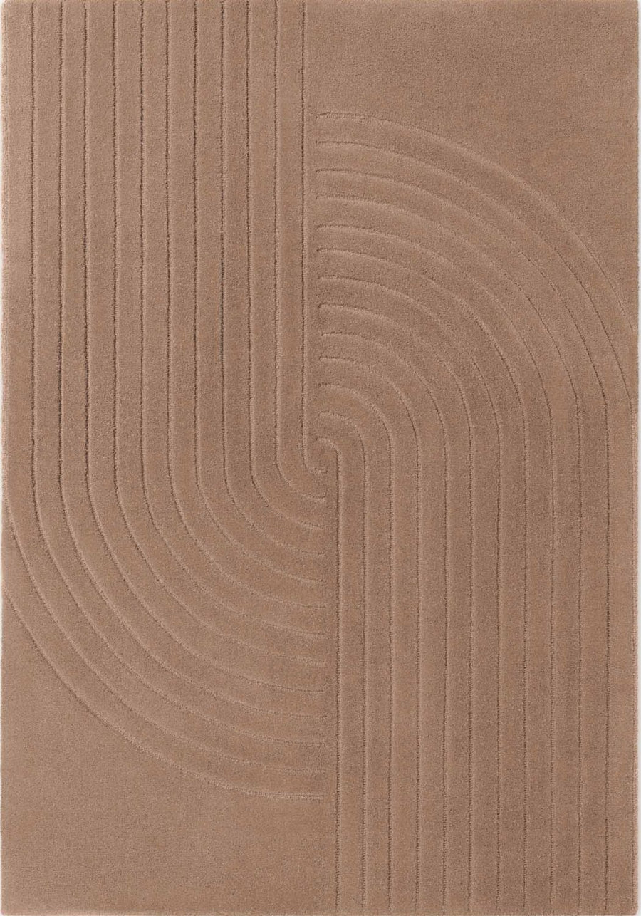 Brown textured rug with wavy line pattern