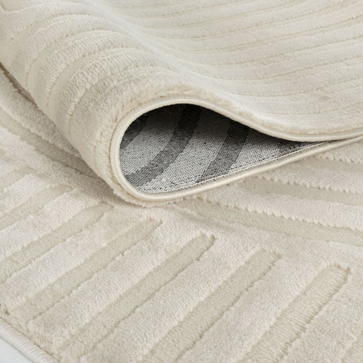 Strata Grey Rug  Soft & Durable, Non-shedding, Stain-resistant.