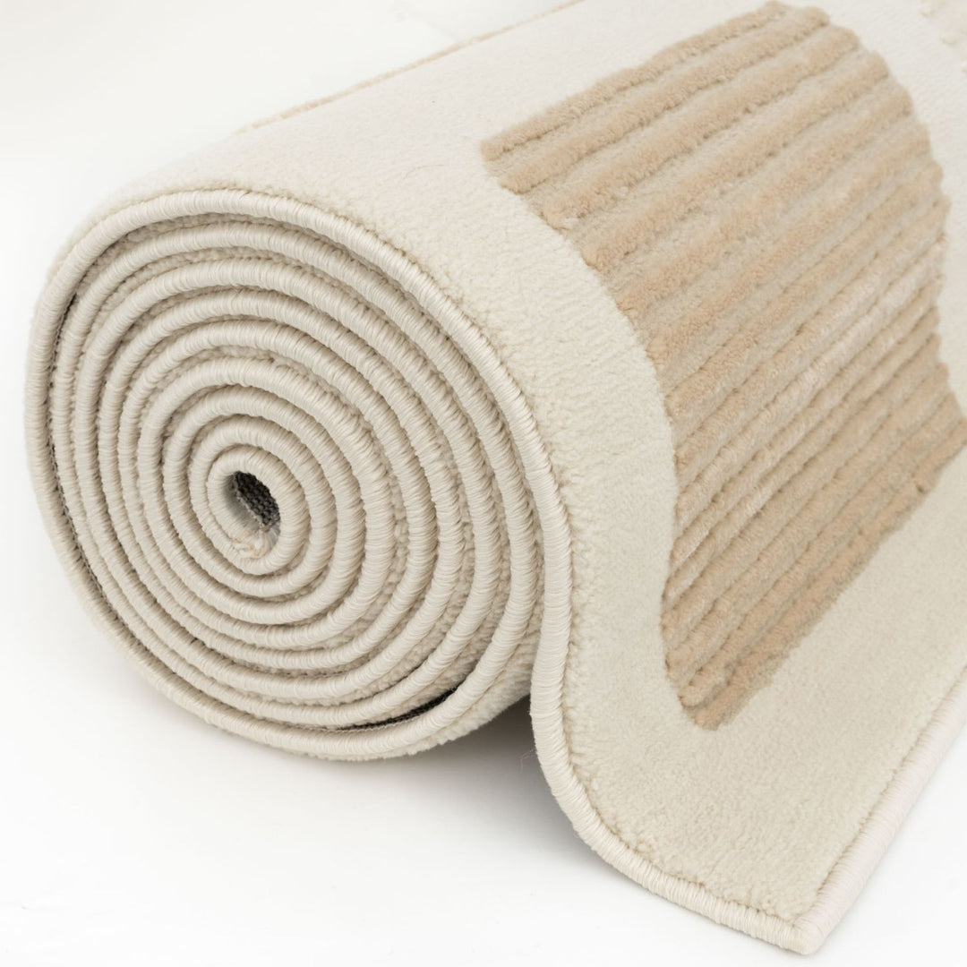 Vista Beige rug abstract design, stain-resistant, soft pile.