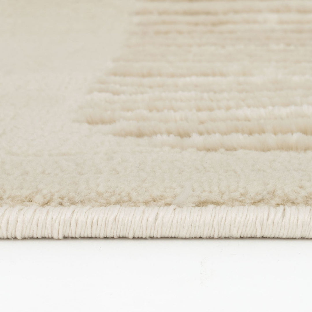 Vista Beige rug abstract design, stain-resistant, soft pile.