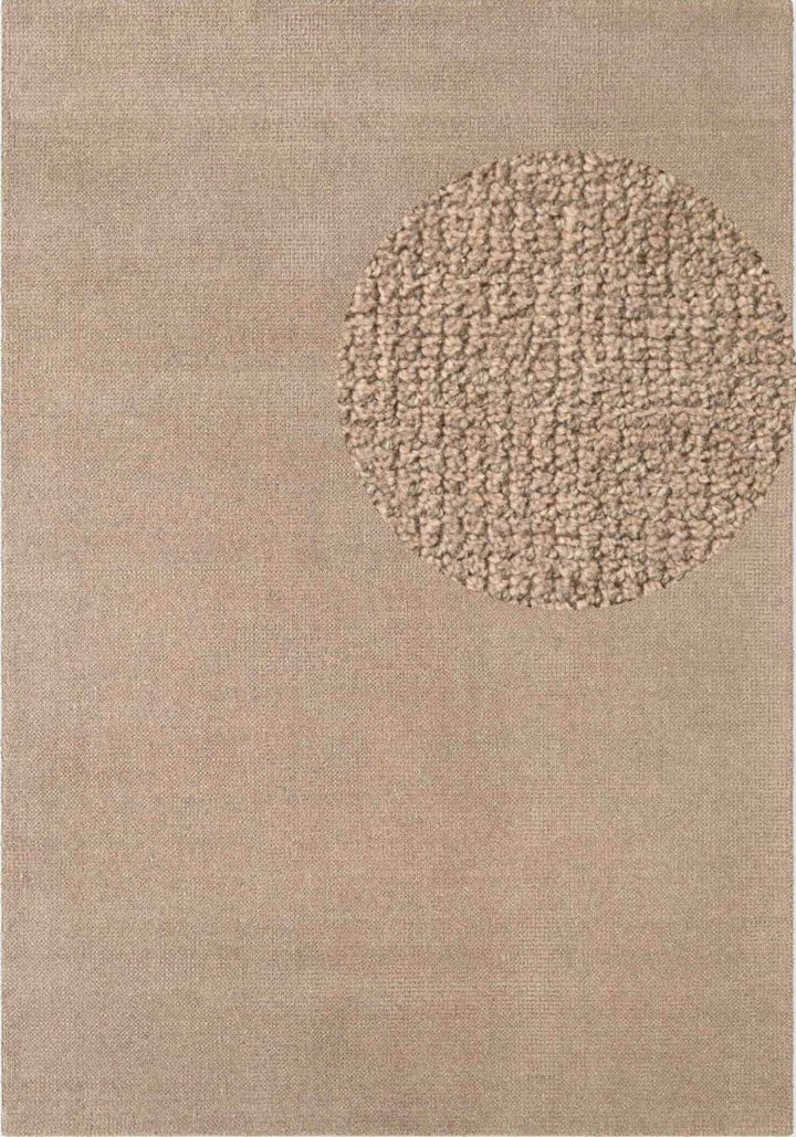 Beige rug with a central circular pattern