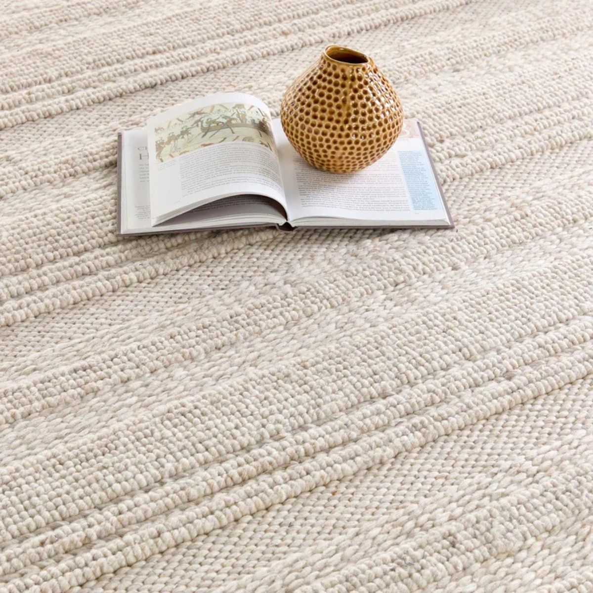 The Rugs Premium Chunky Knit Wool Rug - Luxury & Comfort