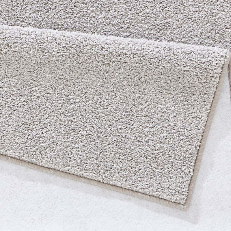 The Rugs Modern Plain Velour Rug - Quality & Comfort