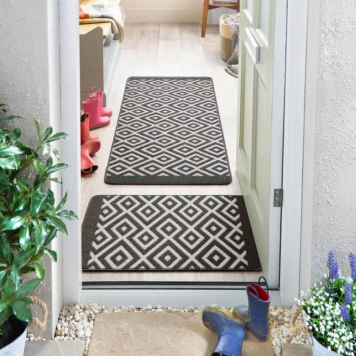 The Rugs Durable Washable Mat: Diamond Design | Eco-Friendly