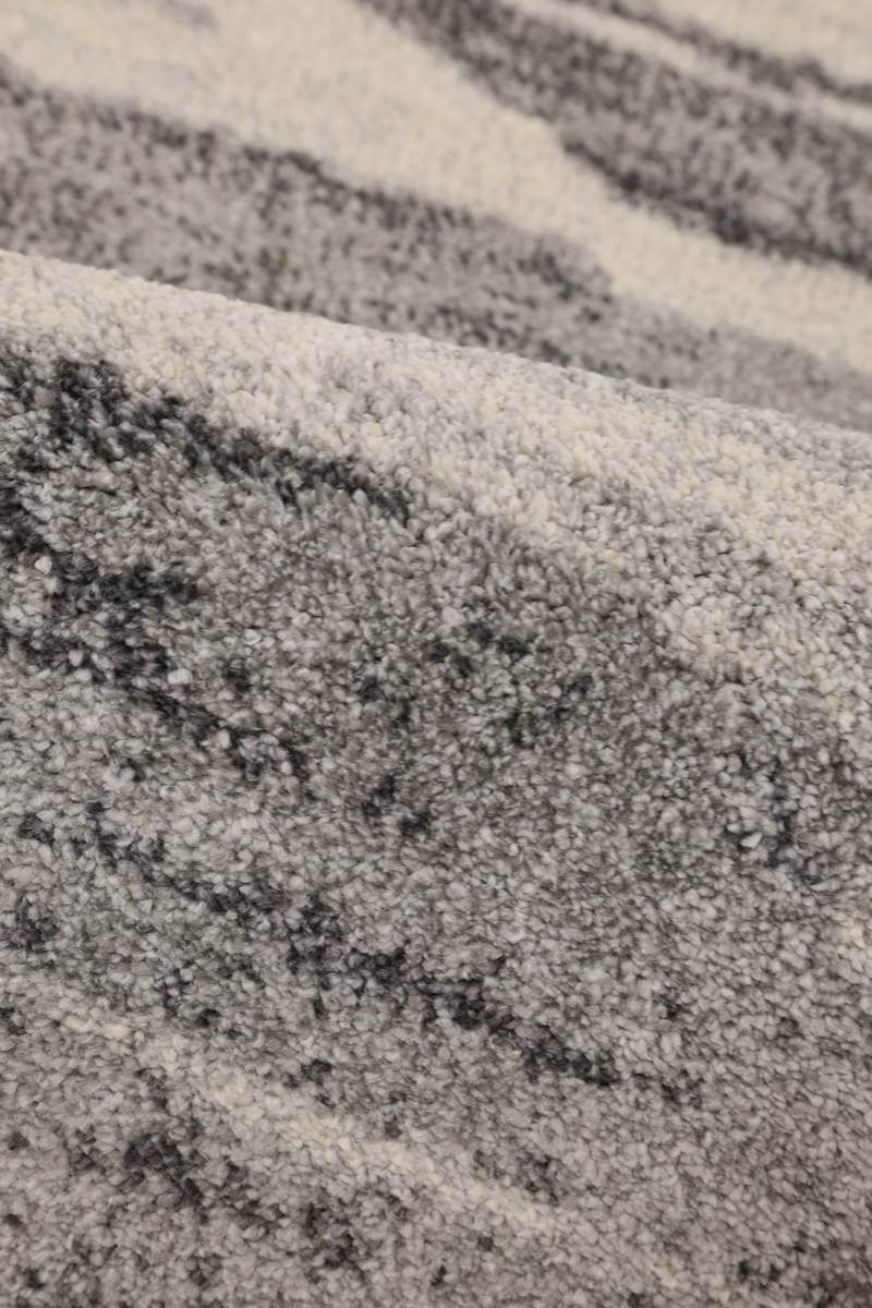Freya Abstract Rug – Soft Neutral Tones