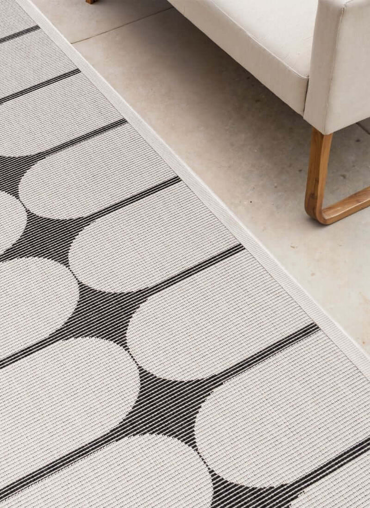 The Rugs Reversible Weatherproof Indoor-Outdoor Rug