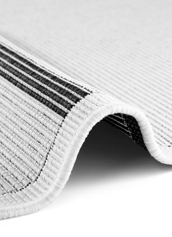The Rugs Reversible Weatherproof Indoor-Outdoor Rug