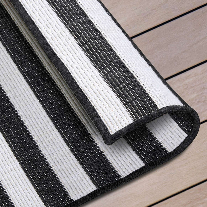 Flat-Woven Reversible Indoor &amp; Outdoor Viela Rug, weatherproof, jet wash, polypropylene rug, horizontal striped design rug.