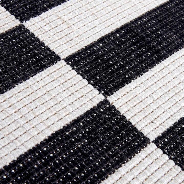 Flat-Woven Reversible Indoor &amp; Outdoor Viela Rug, weatherproof, jet wash, polypropylene rug, horizontal striped design rug.