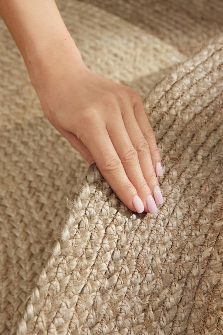 The Rugs Jutta Natural Round Jute Rug - Stylish & Comfort