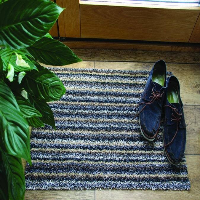 Linen striped design mat ambience2